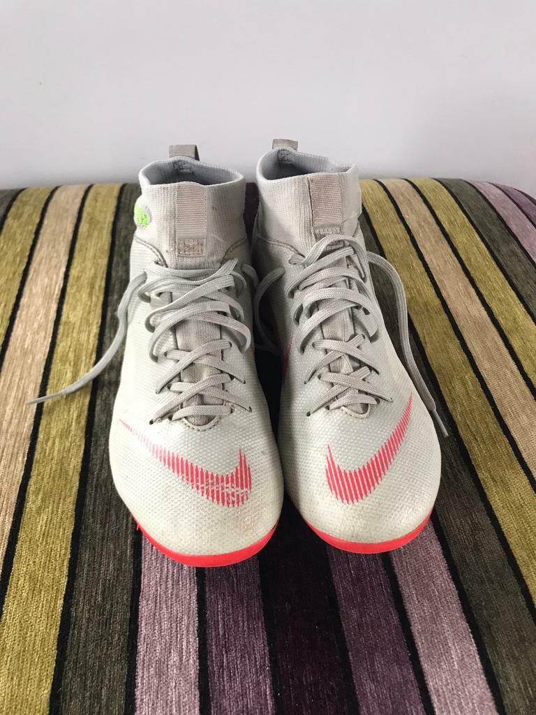 boys football boots size 3